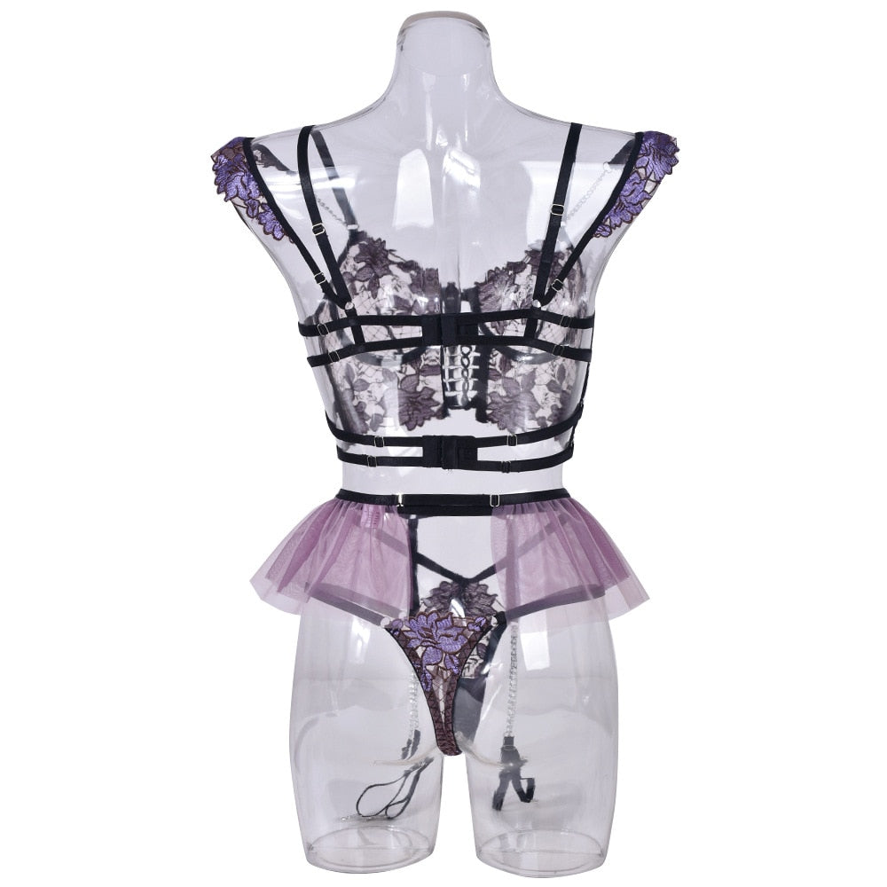 Ensemble lingerie de luxe sexy fleuri et frou-frous avec porte-jarretelles Violette